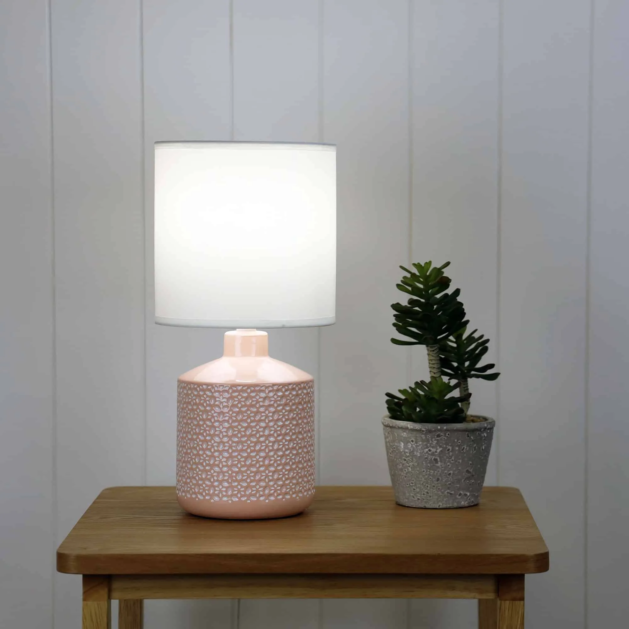 Oriel Celia Pink