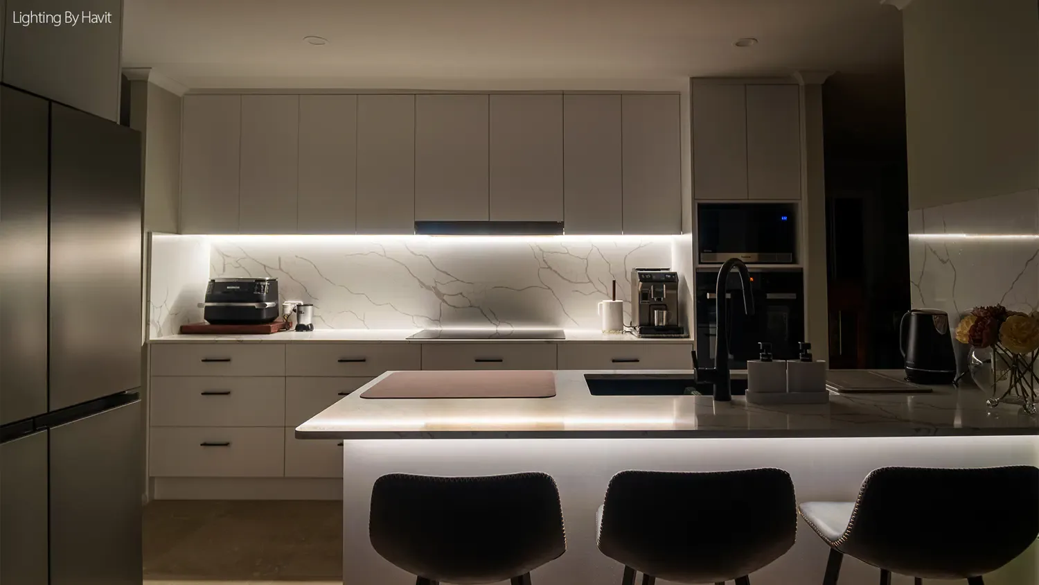 Havit IP54 COB strip lighting
